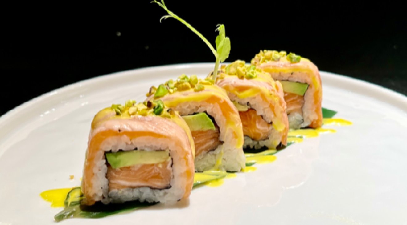 Salmon flambè 8pz - Umaki Salerno