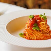 Spaghetti al Pomodorino Fresco - Pizzeria Pharina