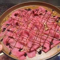 Carpaccio di lonzino alla barbabietola - Pizza e Core