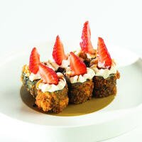 Hoso fritto fragola - ASAKA SUSHI