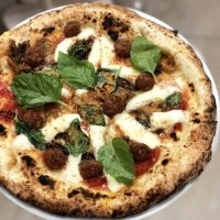 Pizza polpettona - Panuozzo e Pizza da Tina Capaccio