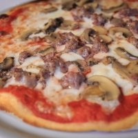 Pizza boscaiola - Panuozzo e Pizza da Tina Capaccio