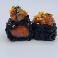 Venere Spicy Tuna - Ikura Sushi Sorrento