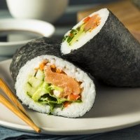 Crea sushi burrito - Yummy Poke