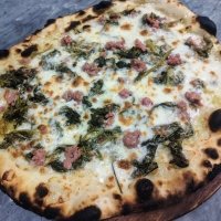 Broccoletti e salsiccia - Pizza Country