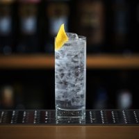 Gin - Monréal Lounge&BurgerBar