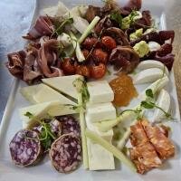 Sharing platter ( 2 people ) - Mr Francatelli