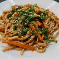 UDON VEGETARIANO E SALSA DI SOIA - Lo Sparviero