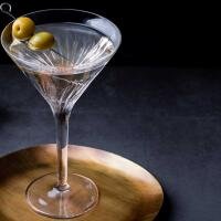 Dirty Martini Cocktail - Cliff