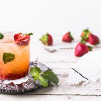 Strawberry Bitter - Cliff