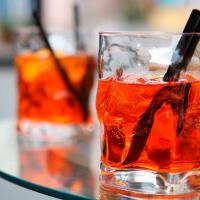 Campari Soda Corretto - Cliff