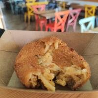 FRITTATINA DI PASTA PATATE E PROVOLA - GnHamburger