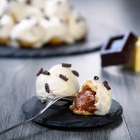 Profiteroles al Cioccolato Bianco - Lido La Playa