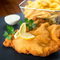 COTOLETTA DI POLLO E PATATINE - Restaurant