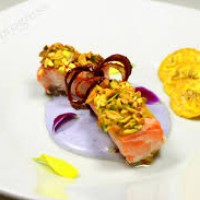 Filetto di salmone in crosta di nocciole - Restaurant
